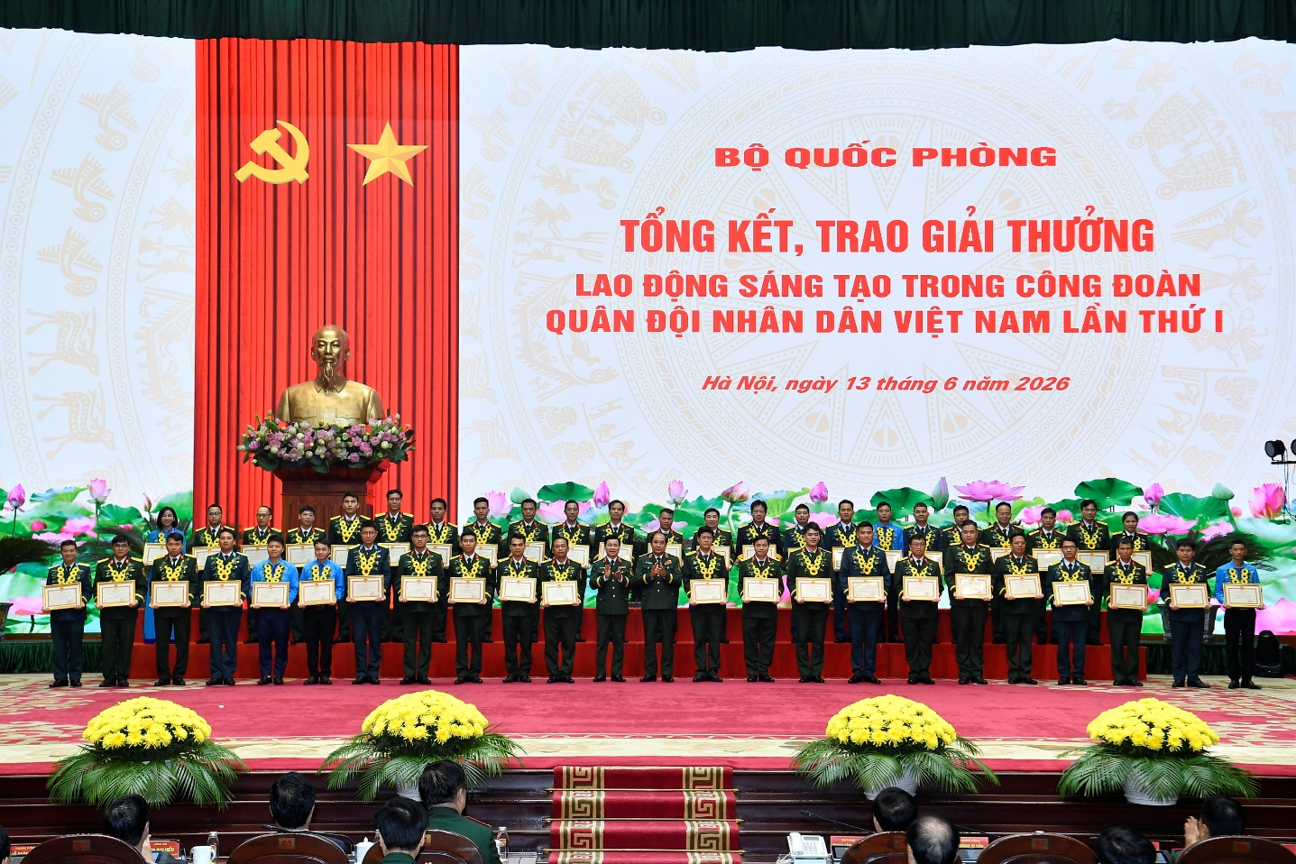 cong-ty-tnhh-mtv-trac-dia-ban-do-ghi-dau-an-voi-02-giai-ba-tai-giai-thuong-lao-dong-sang-tao-trong-cong-doan-quan-doi-lan-thu-i